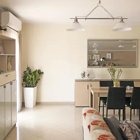 Apartment Sapphire & Ivory Luxury - Kavala