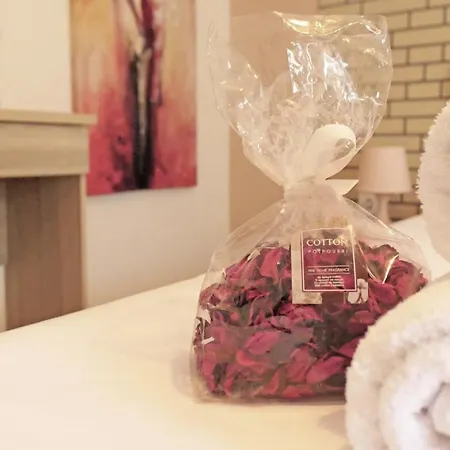 Sapphire & Ivory Luxury - * Kavala