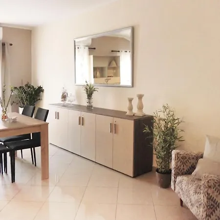 Sapphire & Ivory Luxury - Apartment Kavala