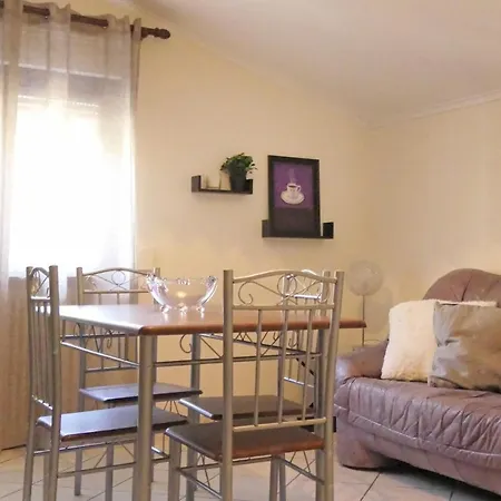 Sapphire & Ivory Luxury - Apartment