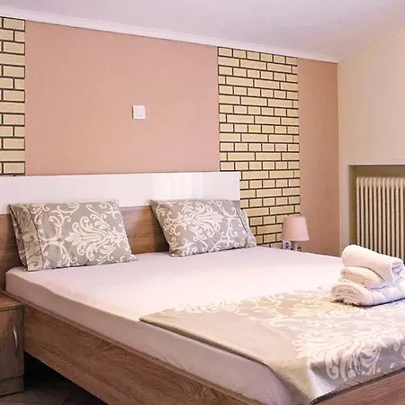 Sapphire & Ivory Luxury - *