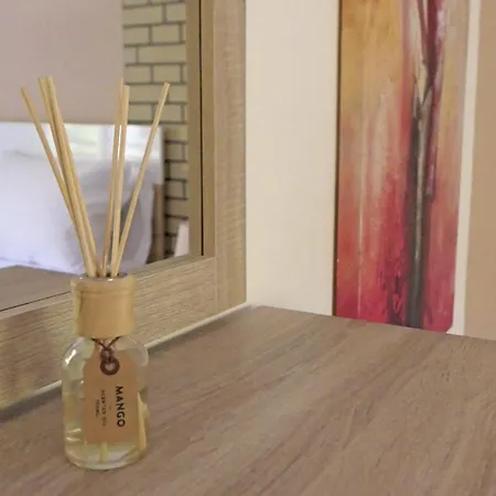 Sapphire & Ivory Luxury - *