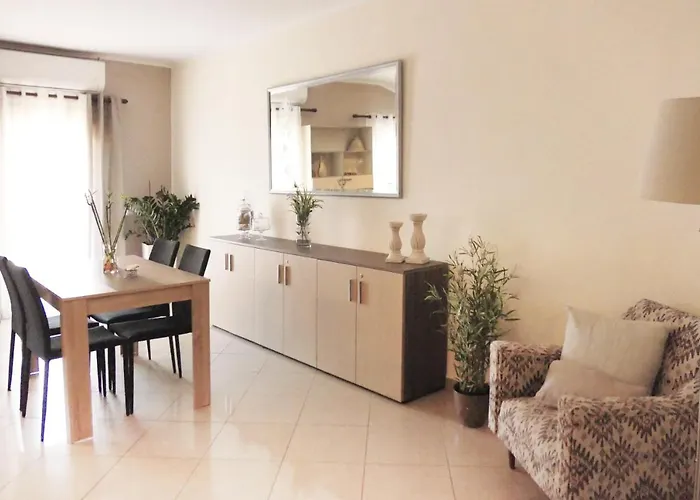 Sapphire & Ivory Luxury - Apartamento Cavala