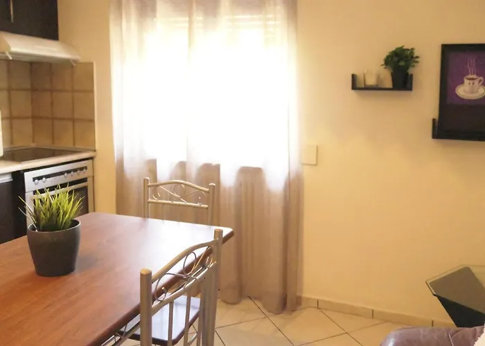 Apartment Sapphire & Ivory Luxury - *