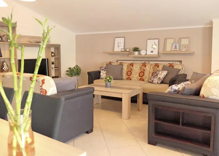 Sapphire & Ivory Luxury - *